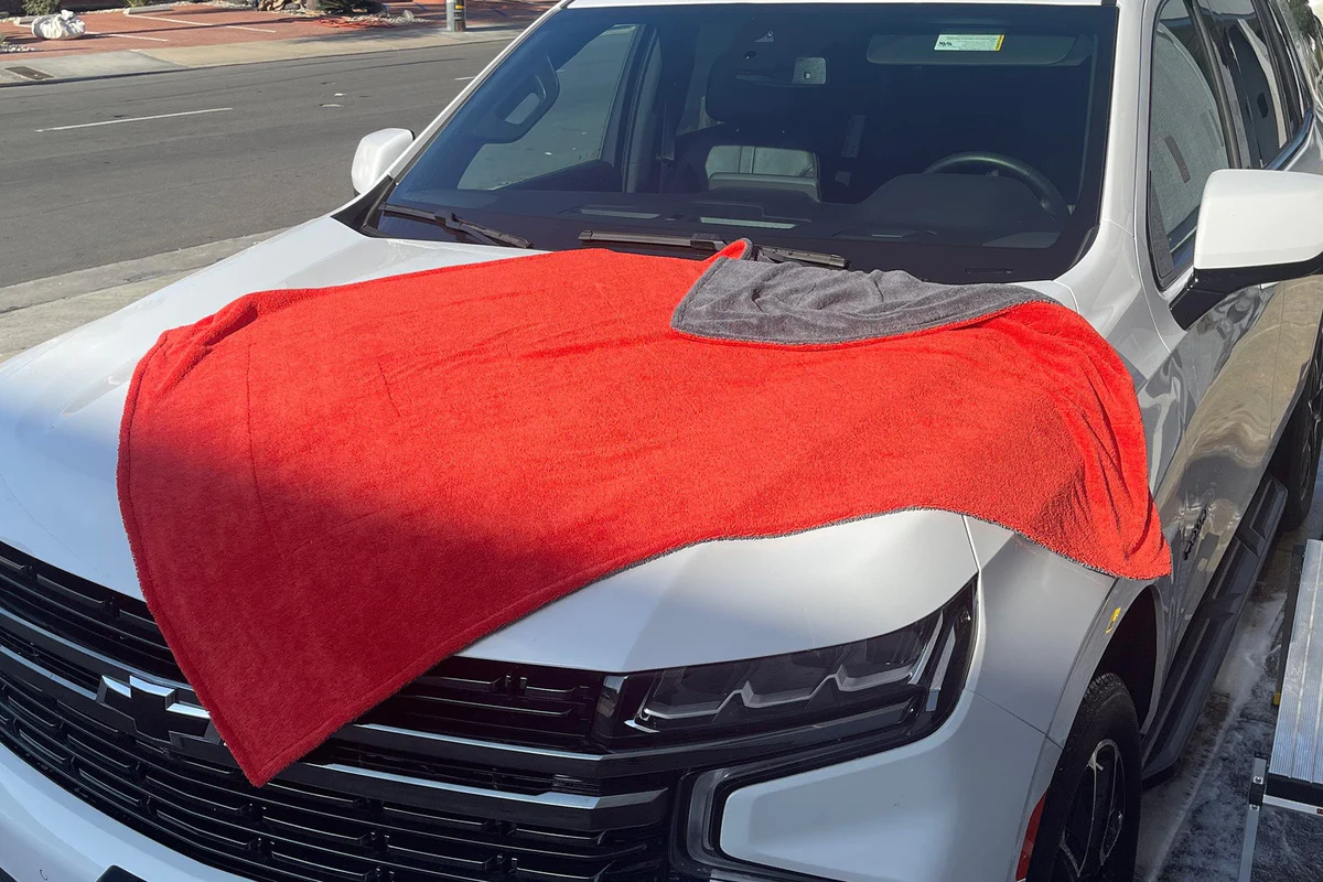 Autofiber [MEGAnought - XXXL] Twist Pile Microfiber Drying Towel (69 in. x 42 in., 1100gsm)