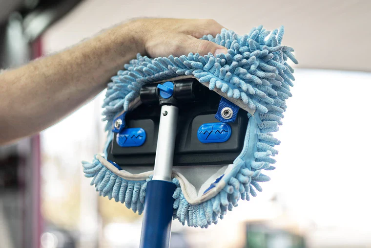 Autofiber [Mitt on a Stick PRO+] Brosse de lavage avec tête rotative *Nouvelle version!*